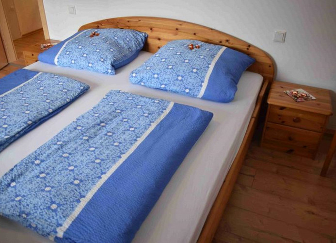 Doppelbett Elternschlafzimmer